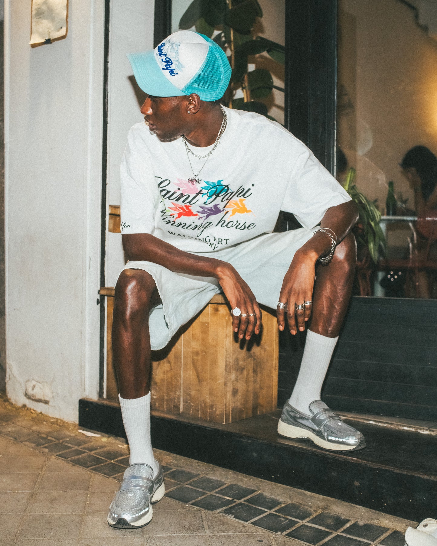 FLYING COLORS (White)