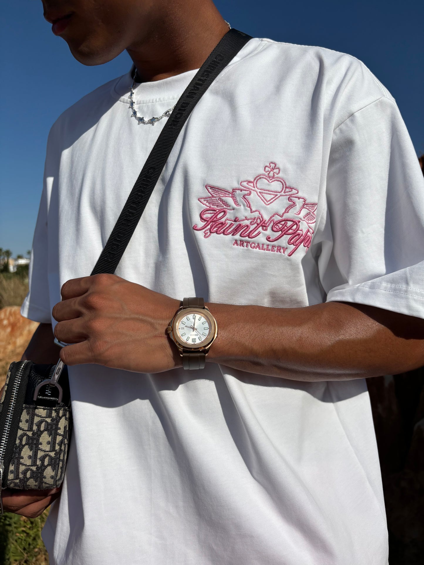 DOUBLE PEGASUS WHITE